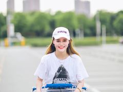 -ME觅妆·定制美妆·彩妆私教(菱角湖店)