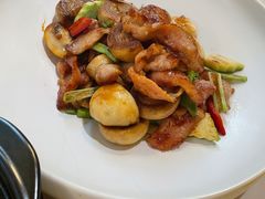 香煎口蘑脆爽肉-周三的情书花园餐厅(江北店)