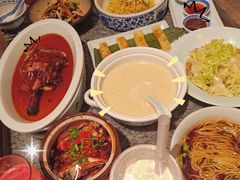 民国美龄粥-南京大牌档(青岛万象城店)