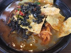 -柳大厨螺蛳粉(人民路总店)