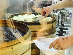 老面土猪肉包子-凤起龙游老面包子(凯德晶品店)