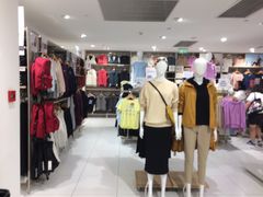 -优衣库(上海正大广场店)