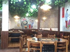 大堂-三里屯土灶炖公鸡地锅鸡(江东店)