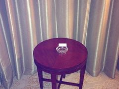 沙发旁的小桌-裕龙国际酒店(阜成路一店)