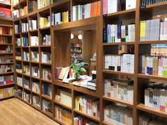 -百新书局(尚悦湾店)