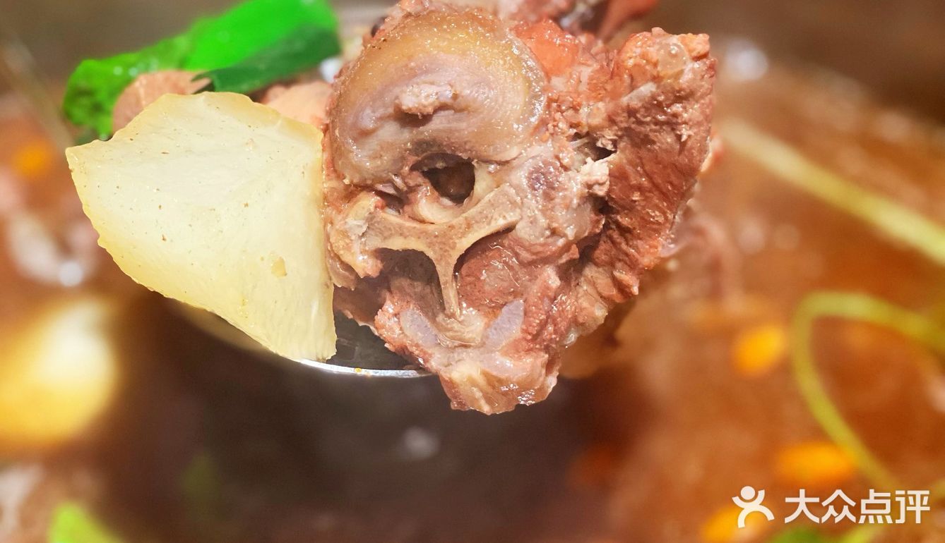 缘起于一锅羊蝎子，一盆小龙虾喜爱的餐厅