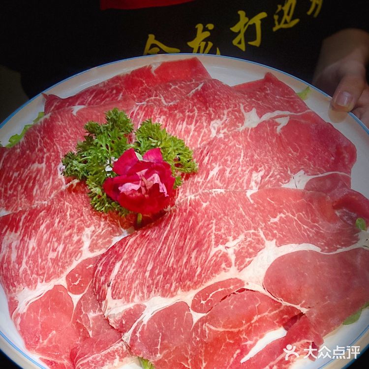 舌尖上的打边炉，金龙打边炉走起[亲亲]