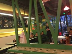 -莅香岛港式餐厅(滨江道店)
