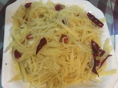 -东北四季饺子王(华山路店)