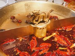 -小龙翻大江文化火锅(宽窄店)
