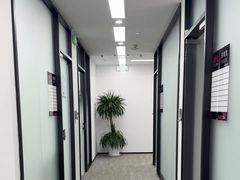 -新东方斯芬克艺术留学作品集培训(郑州校区)