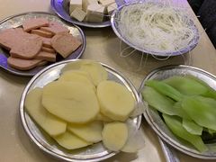 -月圆火锅(宁海东路二店)