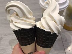-喜茶(杭州滨江宝龙店)