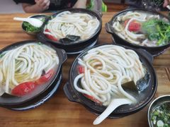 三鲜沾水粗米线-贵州沾水米线(学田湾店)