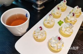 Blueberry Yam Cylinder