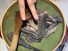 -黑鸡小馆(金源店)