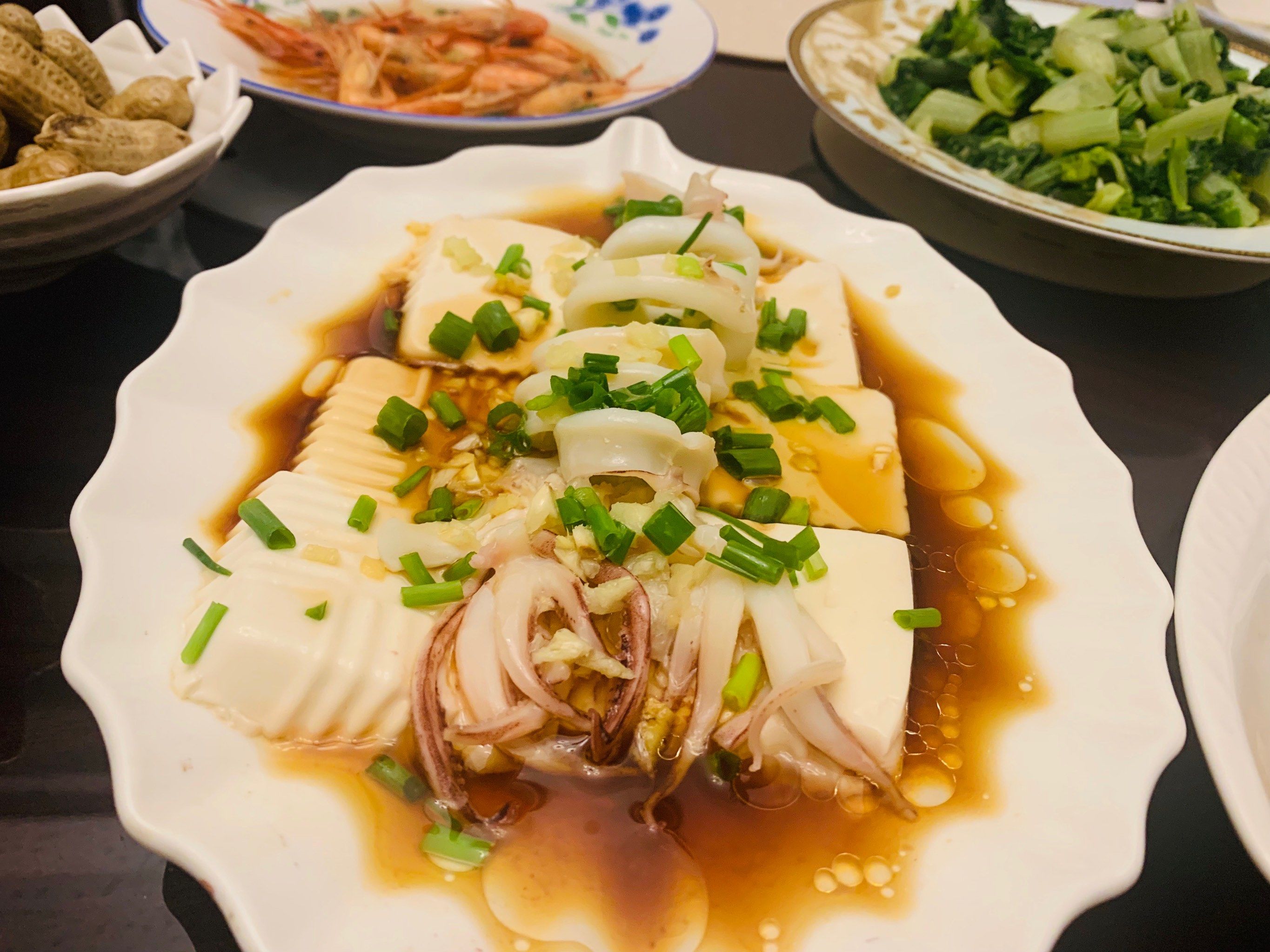 鱿鱼蒸豆腐,升级版的酱油水鱿鱼