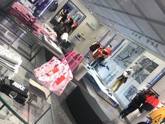-NIKE品牌体验店(南京东路店)