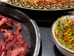 -小志家.鲜牦牛肉牛杂火锅野生菌汤锅