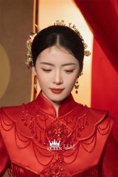 点击看大图 -艾拉·女王婚纱礼服馆