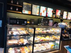 -星巴克臻选(莘庄仲盛店)