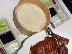 卦炉烤鸭-四世同堂·京菜·烤鸭(双井店)
