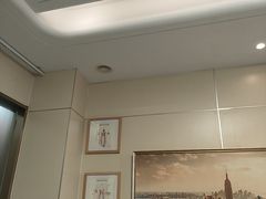 -上海仁爱医院口腔科 · 种植