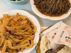 -晓峰手工擀面皮(新民街总店)