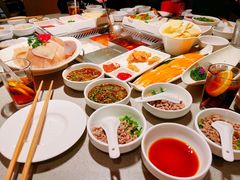 -海底捞火锅(银泰中心店)