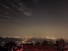 -鬼笑石后山停车场