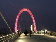 -南京眼步行桥