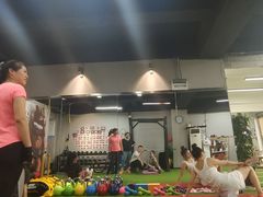 -征成健身连锁私教工作室(九公里店)