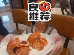 -咖啡苑自助餐厅·中国大饭店