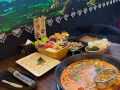 -花菇朵·云山雀 ll 野生菌锅·野果酸汤·精品滇菜(万柳店)