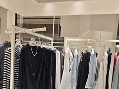 -四囍码头海鲜烧烤自助火锅(外滩南京东路悦荟广场店)