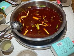 -肖肖酸萝卜鱼火锅(总店)