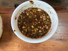 -黄利砖万峰林布依特色酸笋牛肉馆