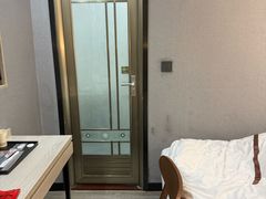 -逸米酒店(广州中山大学附属第一医院东山口地铁站店)