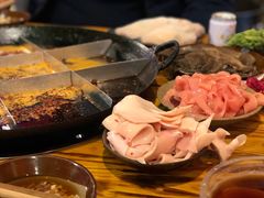 -岗上渣渣老火锅(两路口店)