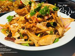 -曼听小寨海鲜烧烤·大连辣炒大王(盖州街店)