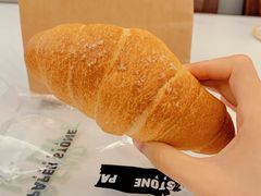 海盐牛油卷法包-PAPER STONE BAKERY(天汇广场店)