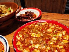 绝味脑花-破三川·新川菜(静安大融城店)