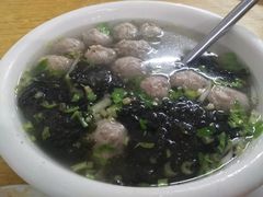 牛筋丸汤-老彬专工蚝烙糕粿