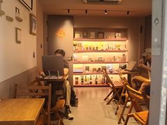 -Punchline Coffee&Roaster(同济大学店)