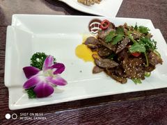 牛展肉-超级厨房概念餐厅(奥园广场店)