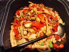 -佬麻雀·新湘菜(珠海金发购物中心店)
