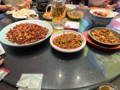 -川流不息·地道川菜·小龙虾(松东路店)