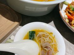 酸汤肥牛-大树餐厅(红旗街万达店)