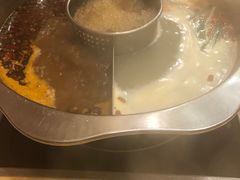 -家乡重庆火锅店