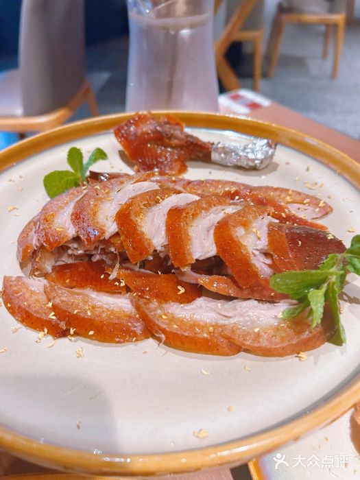 青年公社烤鸭(熙悦天街店)图片